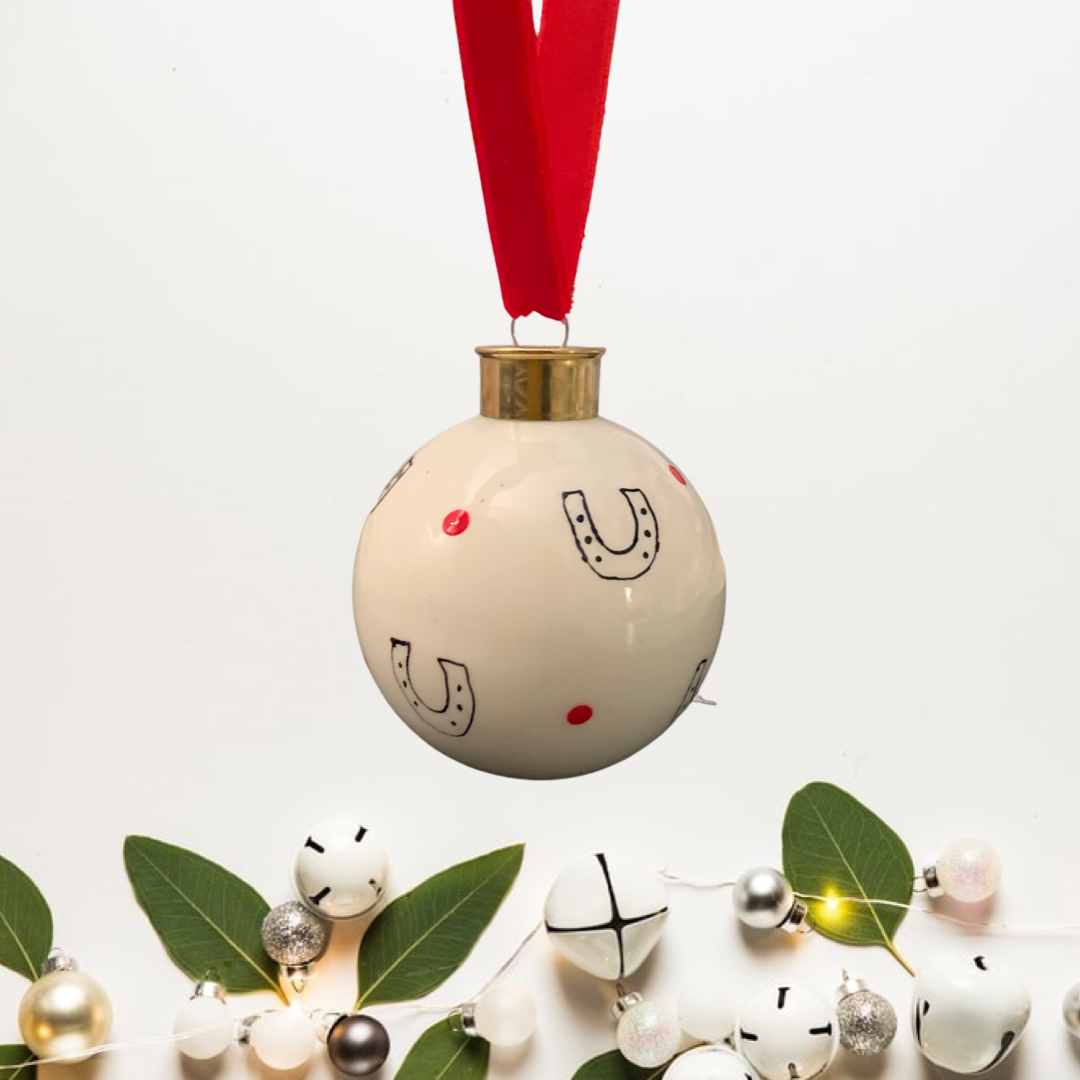 Personalised pet name bauble - Horseshoes