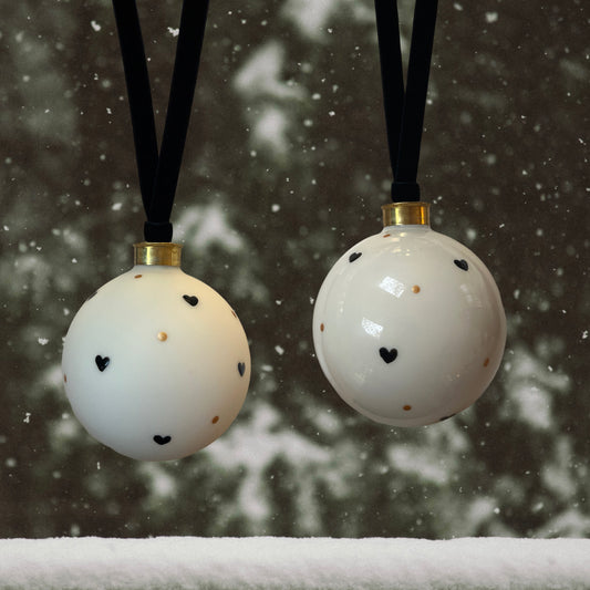 Glass bauble - hearts (black & gold)