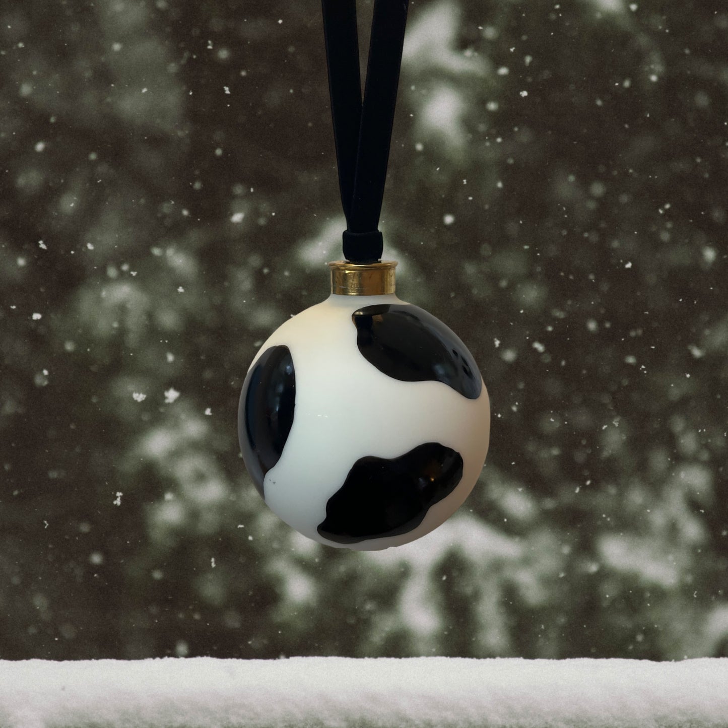 Glass bauble - cow print